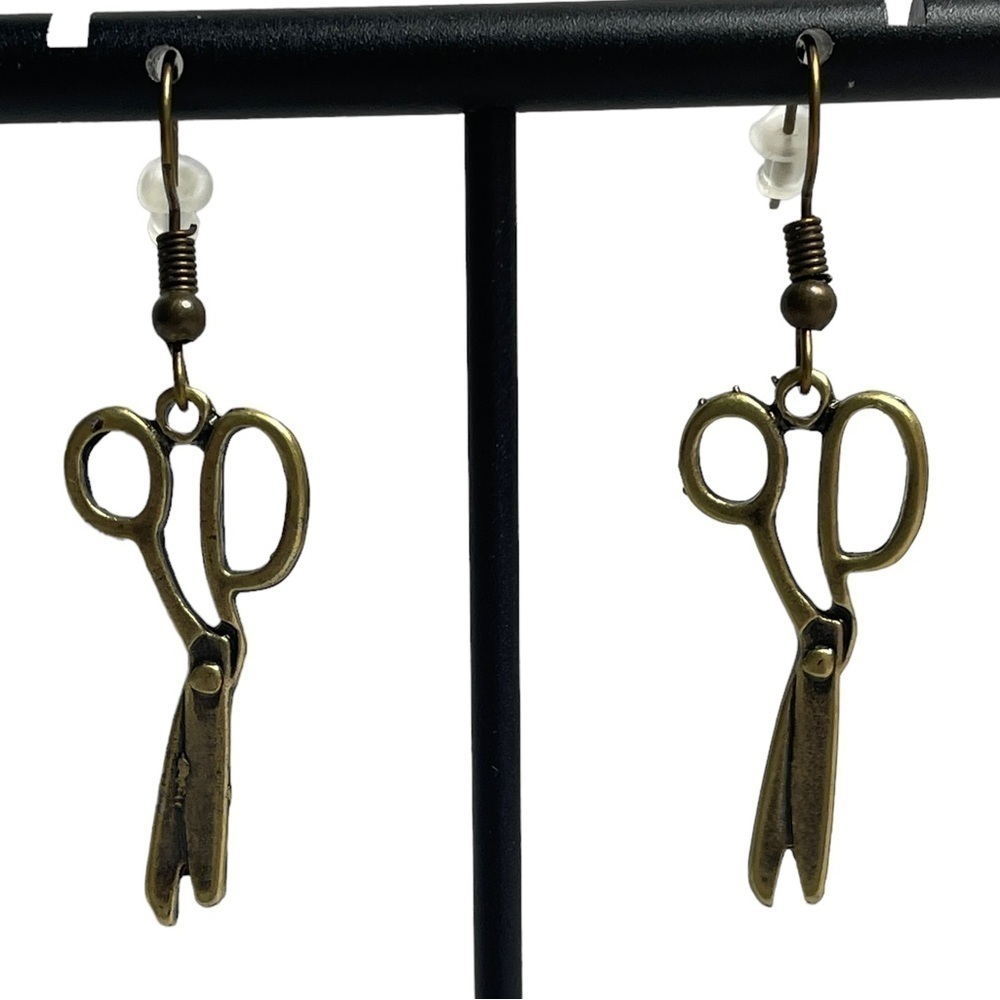 Scissor dangle earrings NWOT